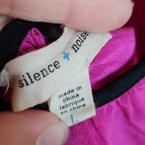 Silence & Noise Pink Top - Picture 3 of 4